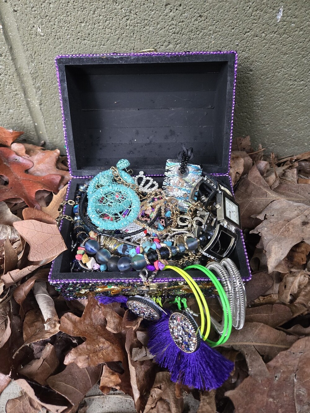 Mardi Gras Themed Jewerly Jar